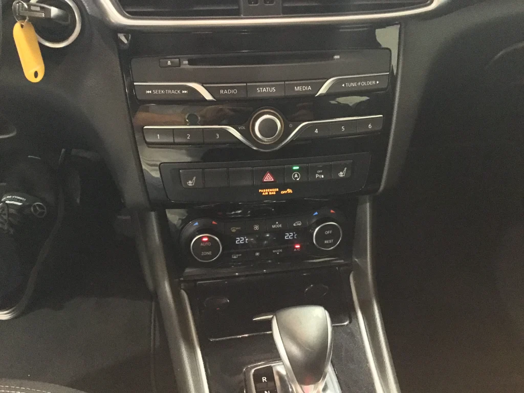 Infiniti Q30 2.2 d Premium AWD 14
